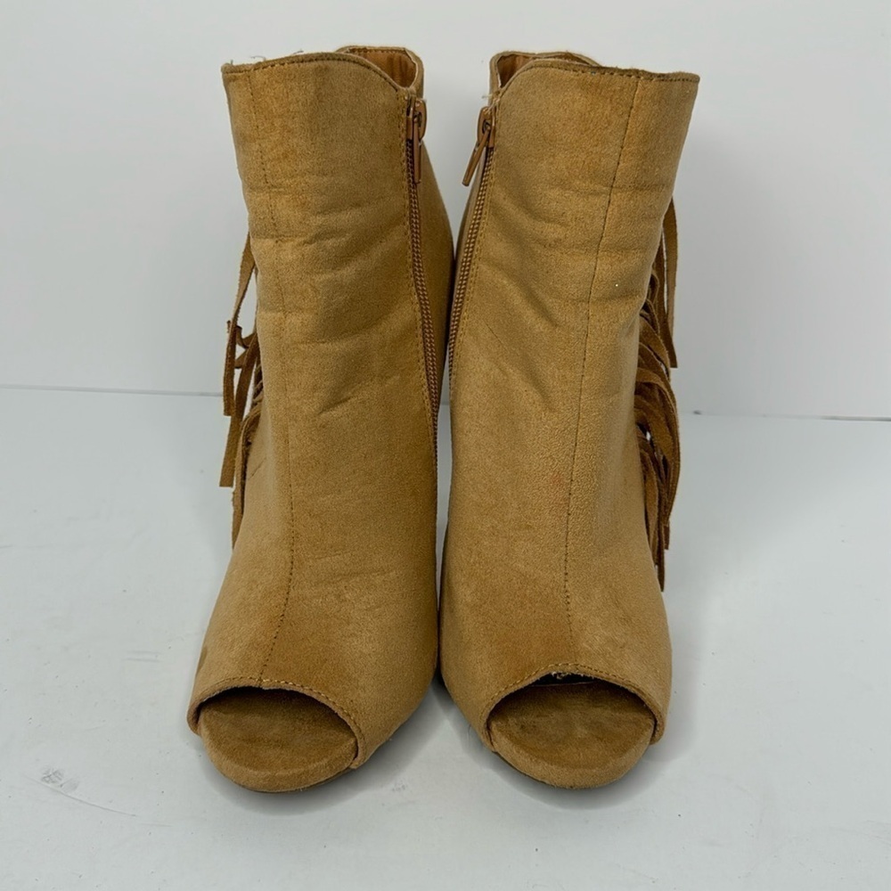 Super cute Peep Toe Bootie Fringes Size 7